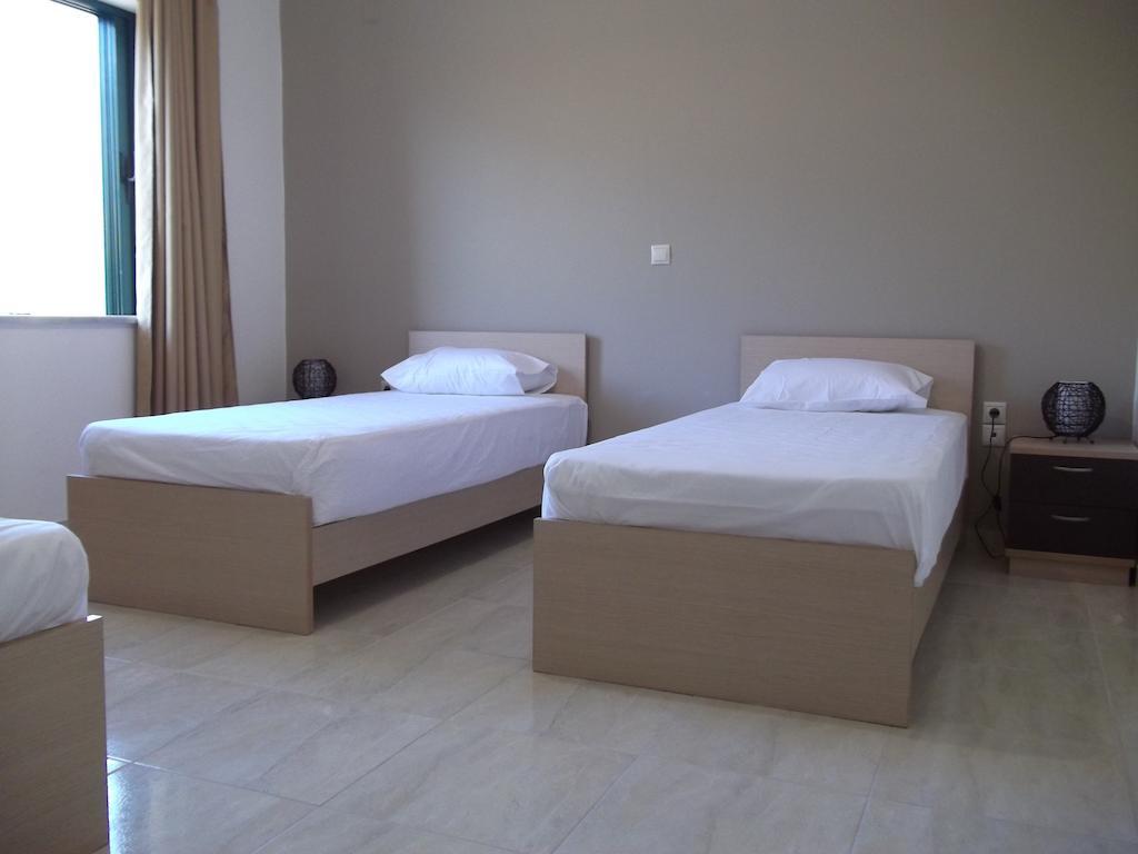 Kritamos Beach Apartments Frangocastelo Phòng bức ảnh
